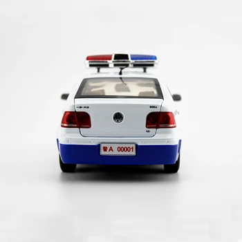 1:18 Limited edition coleção VW BORA 2005-2006 carro de Polícia modelo de Liga de Zinco de Autocarro liga de simulação modelo de carro de Brinquedo