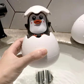 O Banho Do Bebê De Brinquedo De Crianças Bonito Pato Penguin Ovo Spray De Água De Sprinklers Casa De Banho De Aspersão Duche De Piscina De Água Brinquedos Dom Crianças