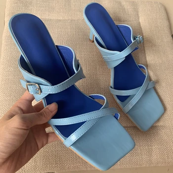 Senhoras Chinelos de quarto Cruz Combinação de Azul PU Couro Feminino Slides de Cabeça Quadrada de Dedo do pé Aberto de Verão de Mulheres Sandálias 2021Sexy Saltos Finos